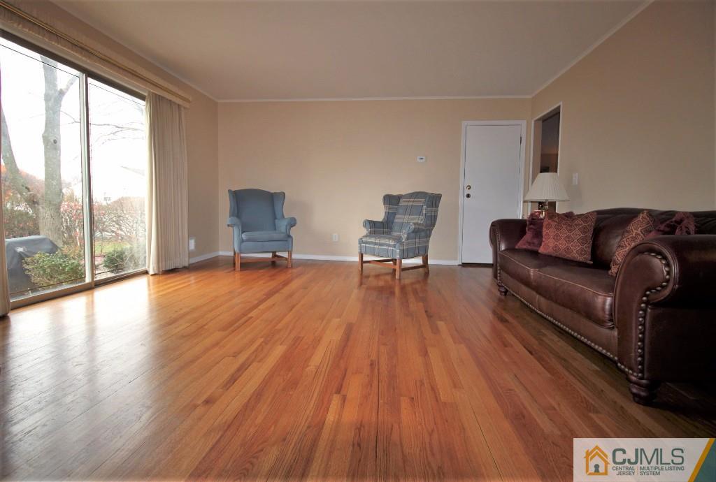 874 Fox Meadow Road North Brunswick, NJ 08902 - Photo 9 of 15 Gallery Image 9