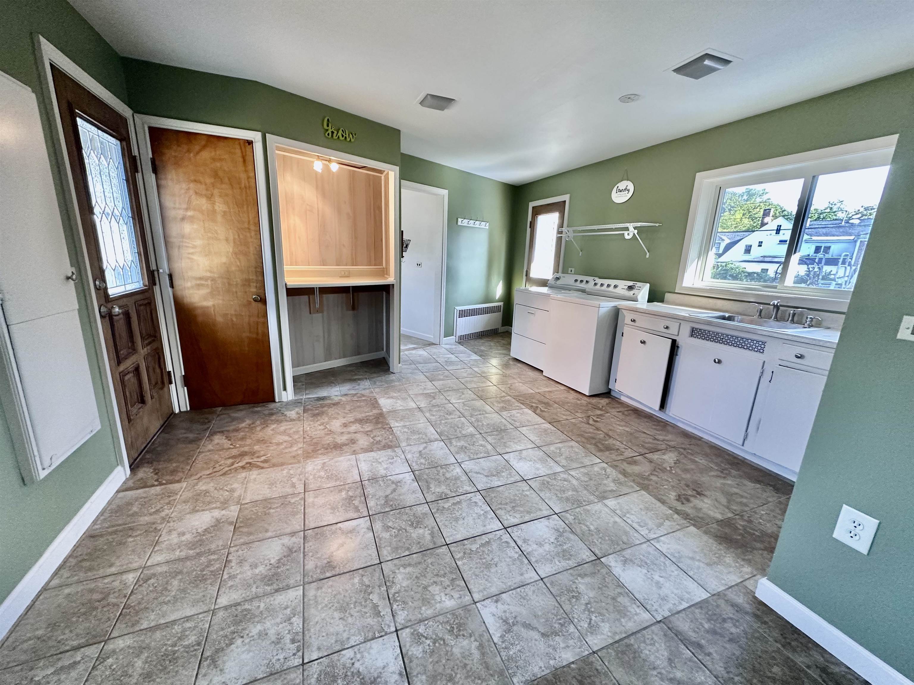 1 Woodland Road Dover, NH 03820 - Photo 11 of 40 Gallery Image 11