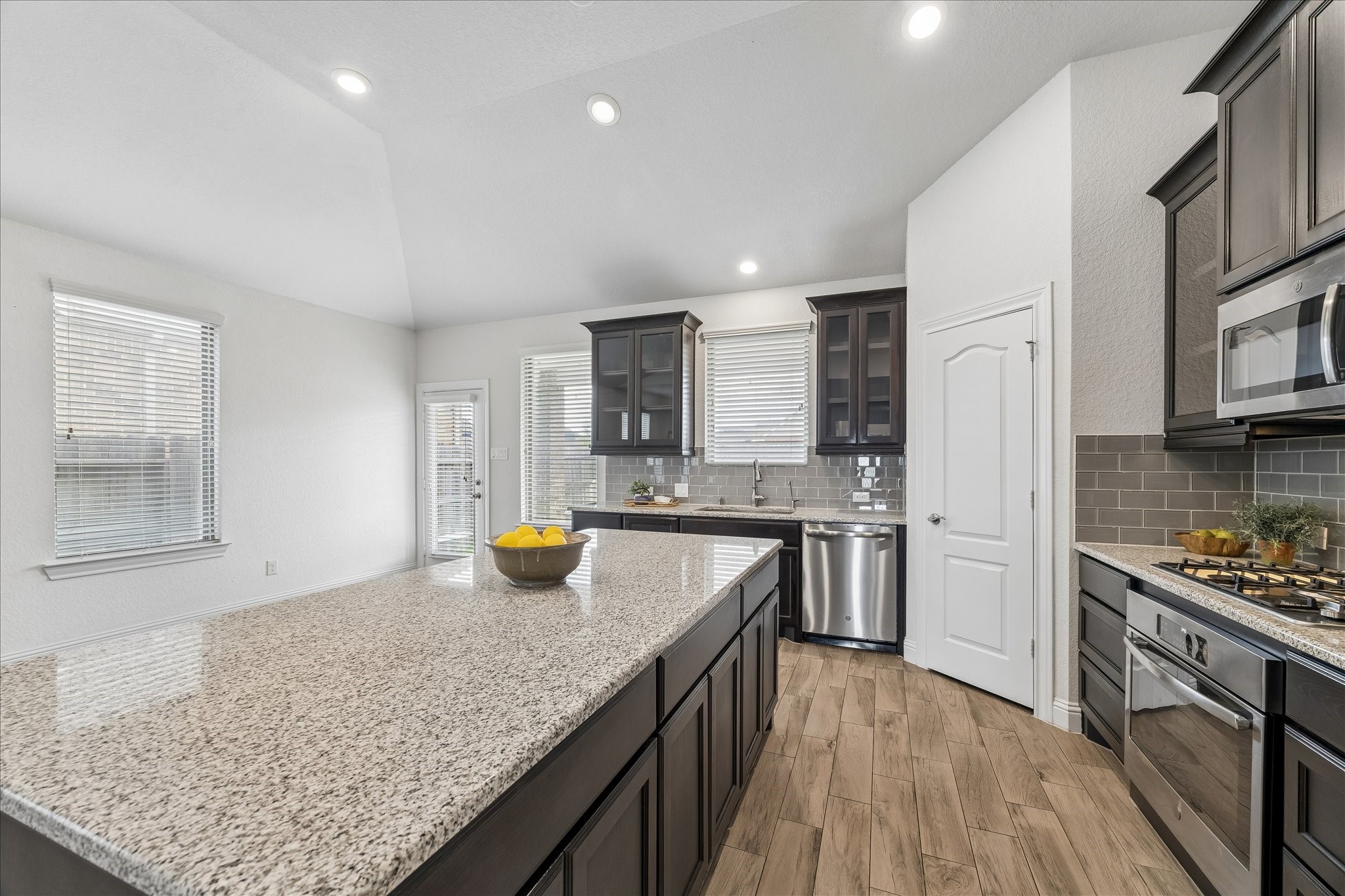 20218 Windsor Field Spring, TX 77379 - Photo 8 of 29