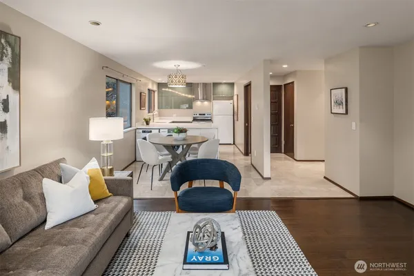 $510,000 | 5220 21st Avenue Northeast, Unit 2, Seattle, WA 98105