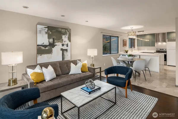 $510,000 | 5220 21st Avenue Northeast, Unit 2, Seattle, WA 98105