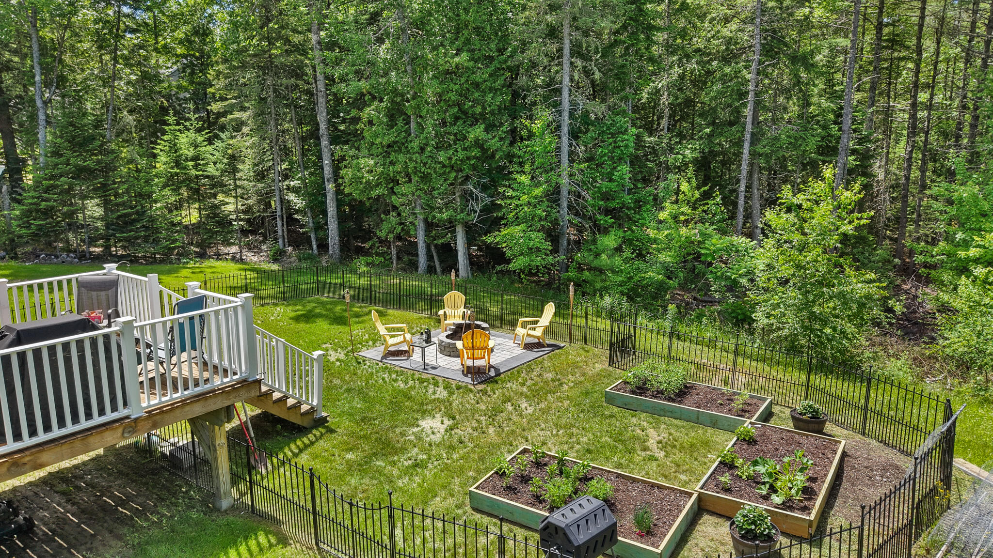 29 Merritt Drive Orono, ME 04473 - Photo 10 of 39 dji_fly_20260616_132738_0946_17816307892