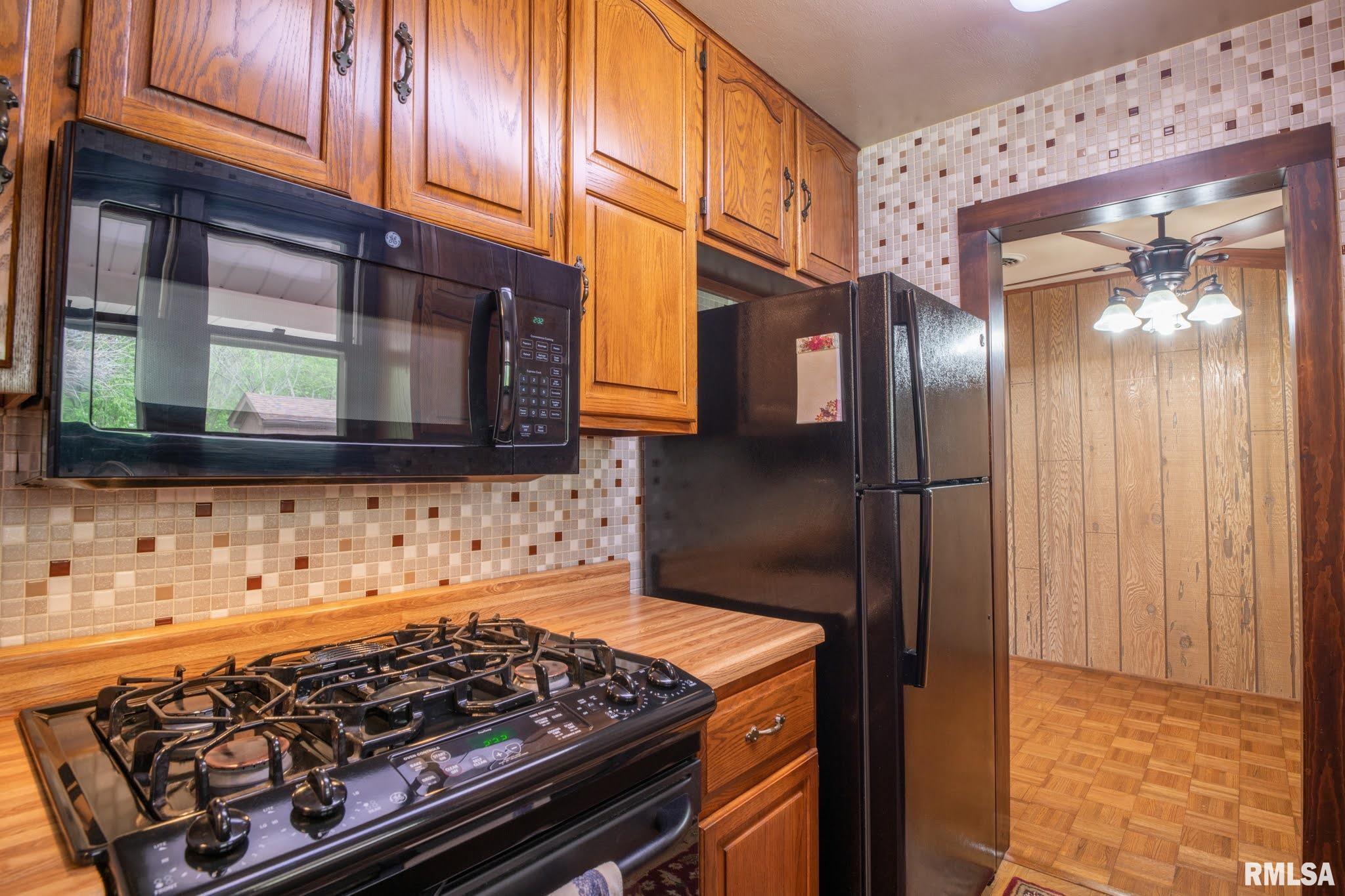 113 Craig Road Marquette Heights, IL 61554 - Photo 13 of 30 Gallery Image 13