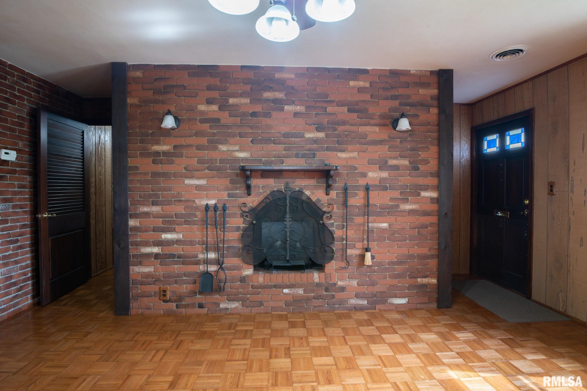 113 Craig Road Marquette Heights, IL 61554 - Photo 10 of 30 Gallery Image 10