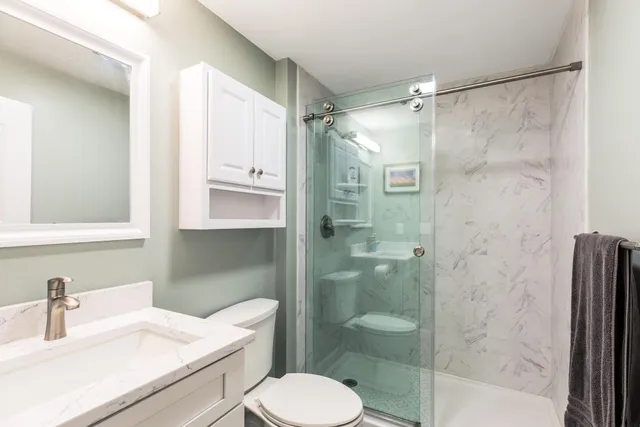 $339,500 | 8 Montrose Drive, Unit 8, Stratham, NH 03885