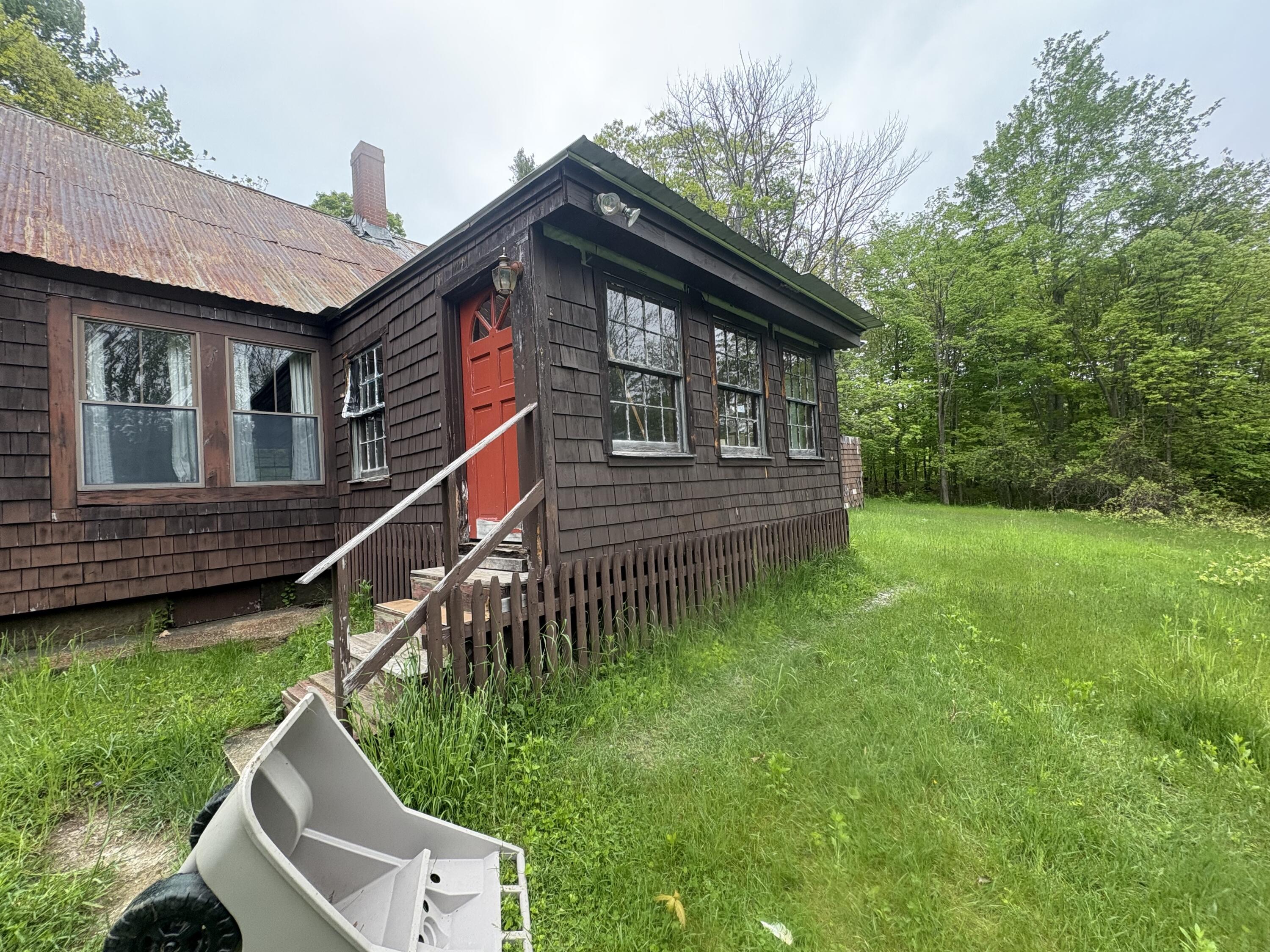 15 Sawyer Lane Springvale, ME 04083 - Photo 4 of 39 IMG_4931