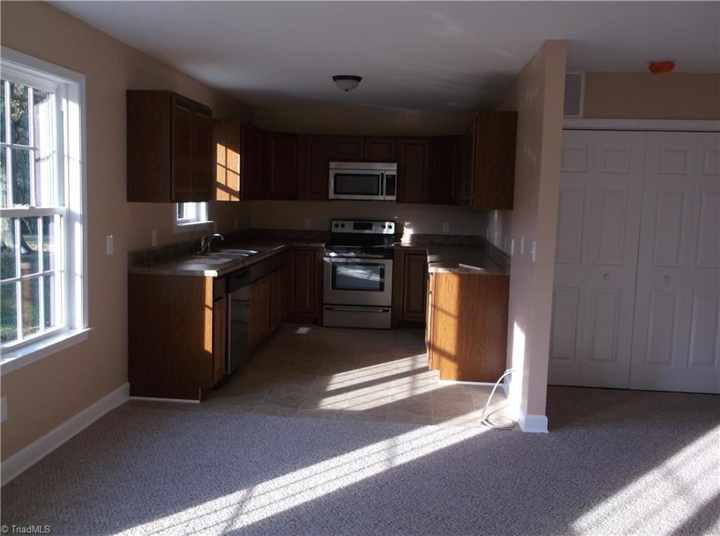 722 Hendrix Street High Point, NC 27260 - Photo 3 of 5 Gallery Image 3