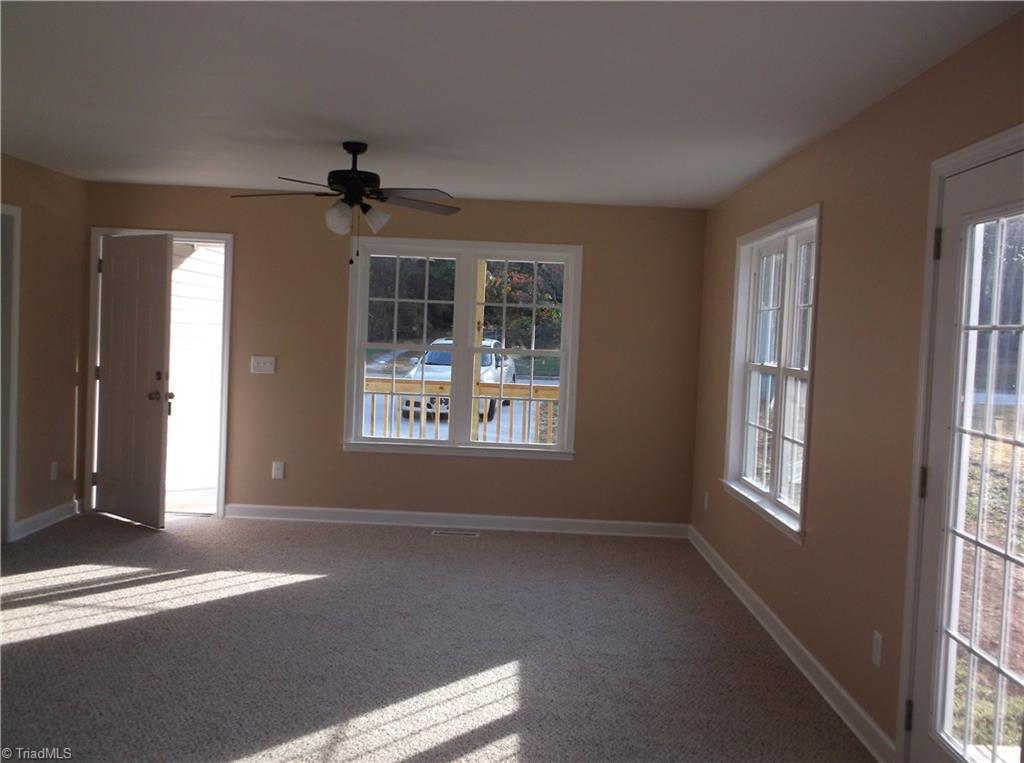 722 Hendrix Street High Point, NC 27260 - Photo 4 of 5 Gallery Image 4