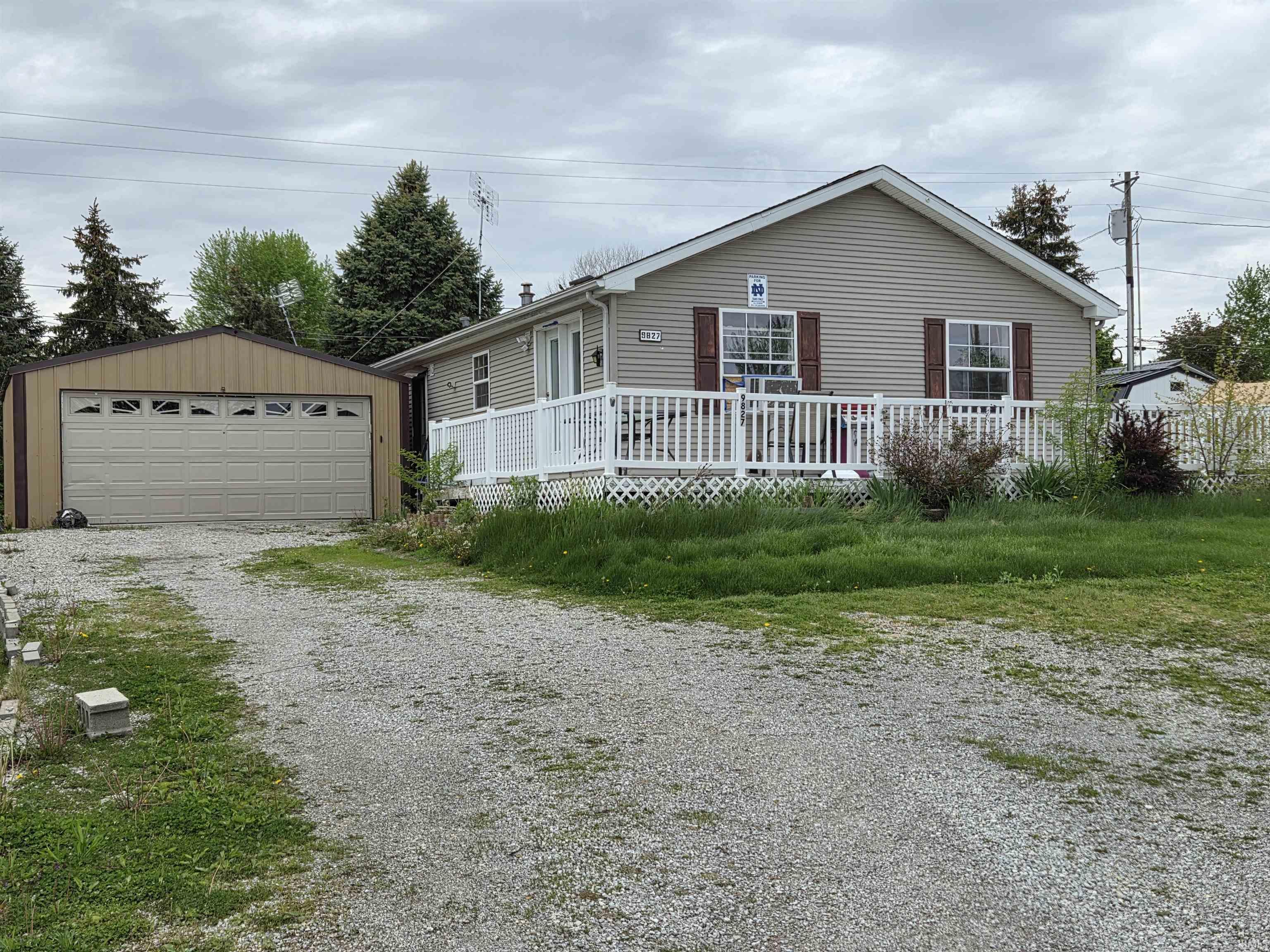 9827 Lincoln Road Syracuse, IN 46567 - Photo 1 of 2 Gallery Image 1
