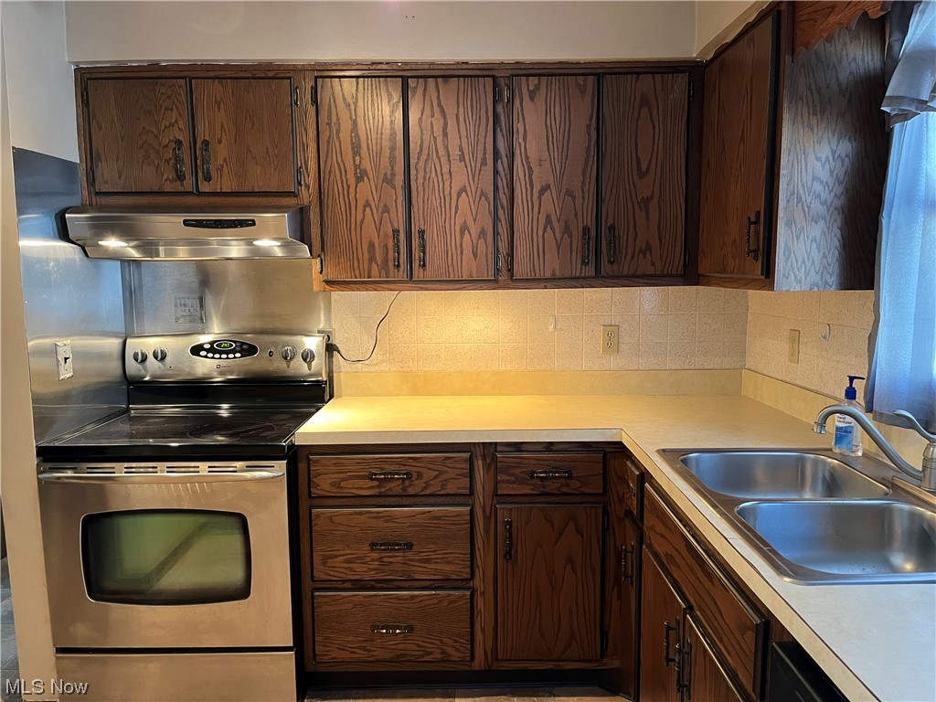 981 Branch Road Medina, OH 44256 - Photo 8 of 23 Gallery Image 8