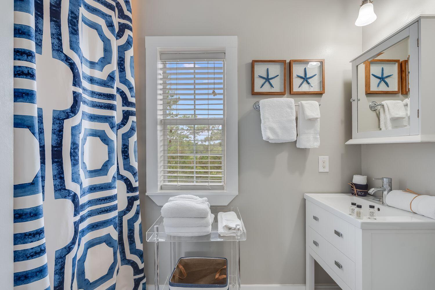198 Somerset Bridge Road, Unit 131 Santa Rosa Beach, FL 32459 - Photo 12 of 21 Primary Bath