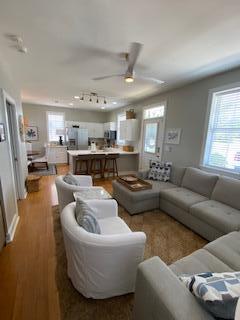 198 Somerset Bridge Road, Unit 131 Santa Rosa Beach, FL 32459 - Photo 8 of 21 Bungalows Living Kitchen