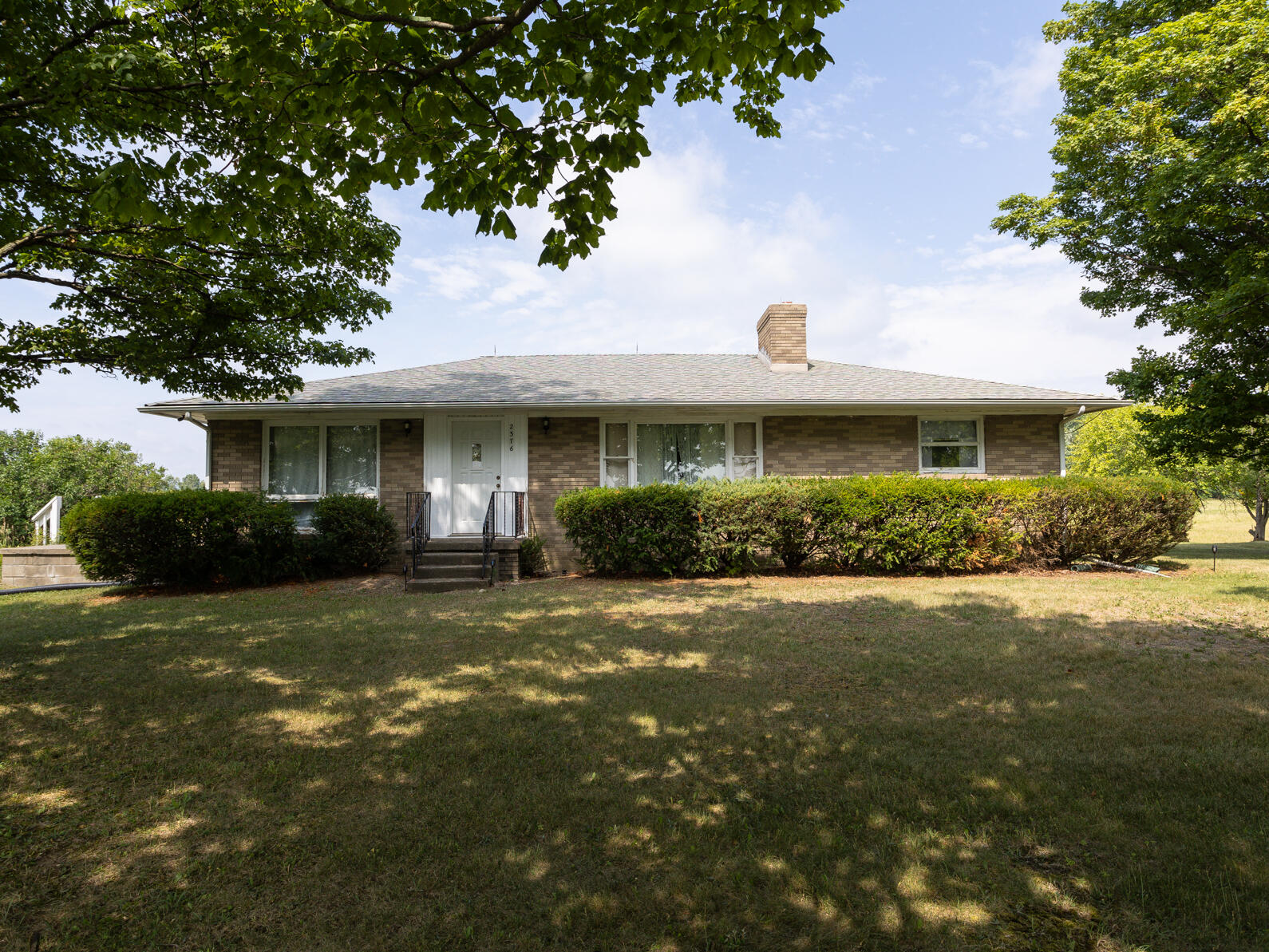 2376 Waldron Road North Adams, MI 49262 - Photo 1 of 31 Front