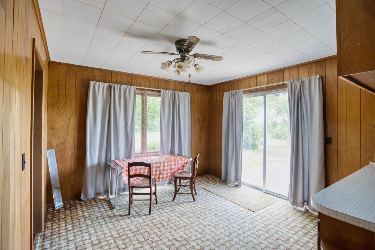 2376 Waldron Road North Adams, MI 49262 - Photo 11 of 31 0N0A6256_HDR