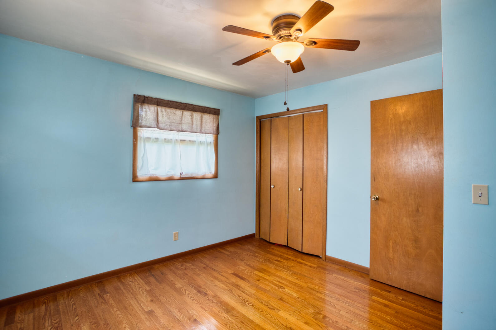 2376 Waldron Road North Adams, MI 49262 - Photo 16 of 31 0N0A6279_HDR