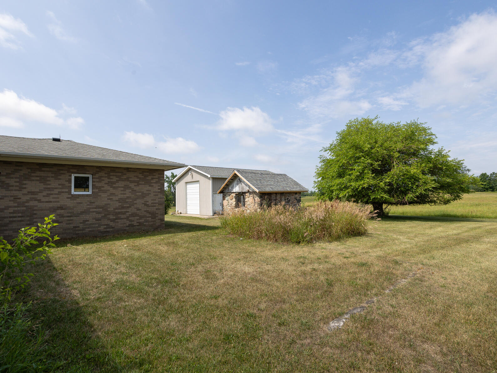 2376 Waldron Road North Adams, MI 49262 - Photo 25 of 31 0N0A6225