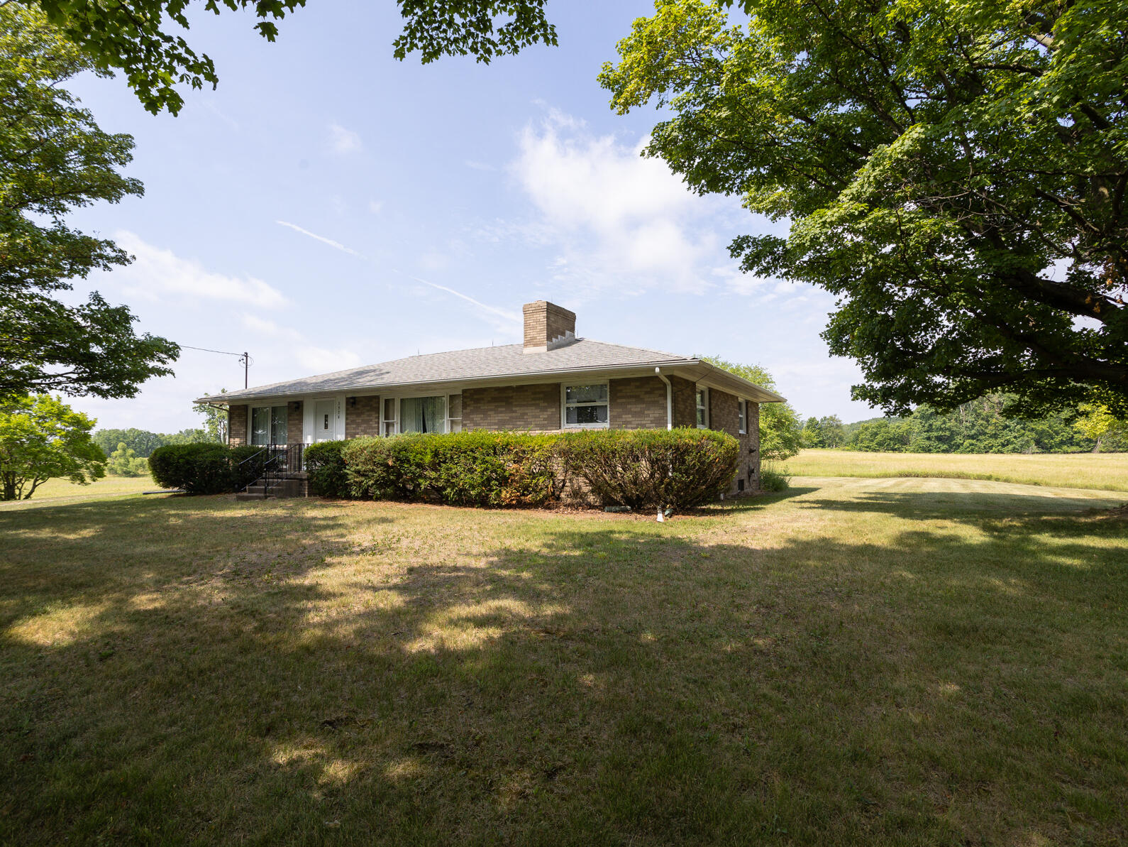 2376 Waldron Road North Adams, MI 49262 - Photo 27 of 31 0N0A6222