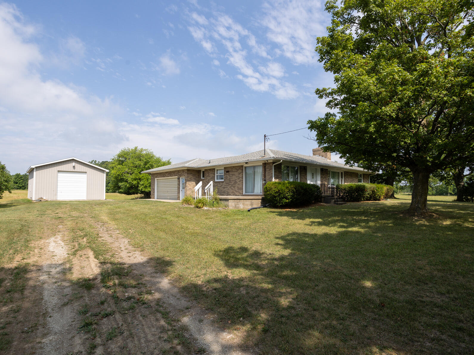2376 Waldron Road North Adams, MI 49262 - Photo 29 of 31 0N0A6218