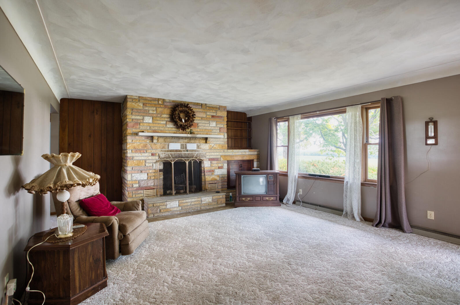2376 Waldron Road North Adams, MI 49262 - Photo 4 of 31 0N0A6235_HDR