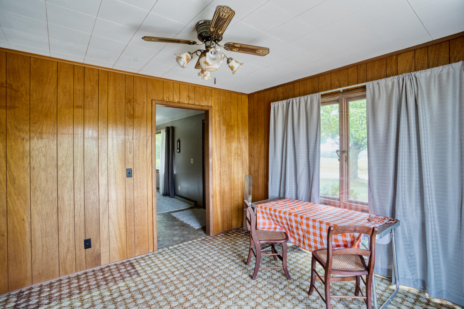 2376 Waldron Road North Adams, MI 49262 - Photo 10 of 31 0N0A6253_HDR