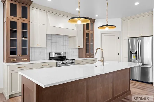 $679,000 | 864 East 1200 North, Shelley, ID 83274