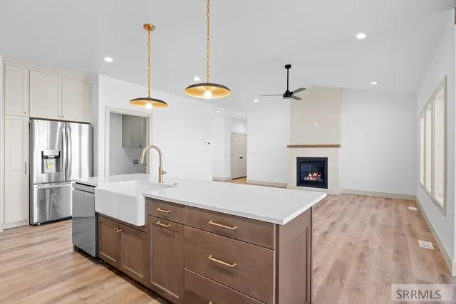 $679,000 | 864 East 1200 North, Shelley, ID 83274