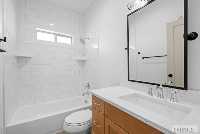 $679,000 | 864 East 1200 North, Shelley, ID 83274