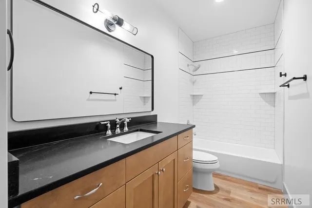 $679,000 | 864 East 1200 North, Shelley, ID 83274