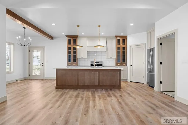 $679,000 | 864 East 1200 North, Shelley, ID 83274