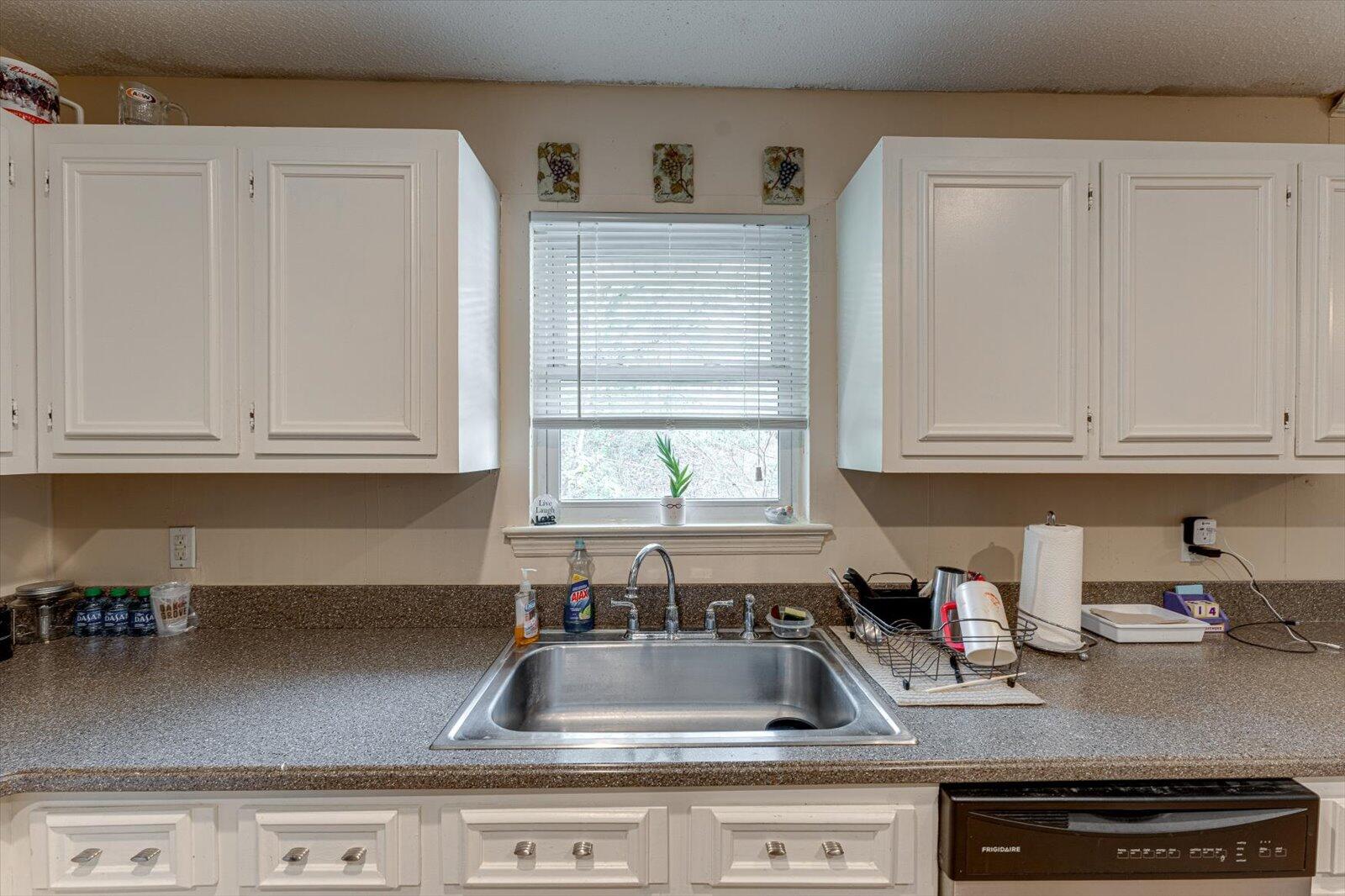 274 Belree Road Wildwood, GA 30757 - Photo 7 of 29 Kitchen