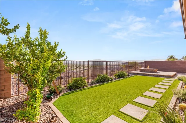 $1,199,000 | 2069 Alto Vista Drive, Henderson, NV 89052