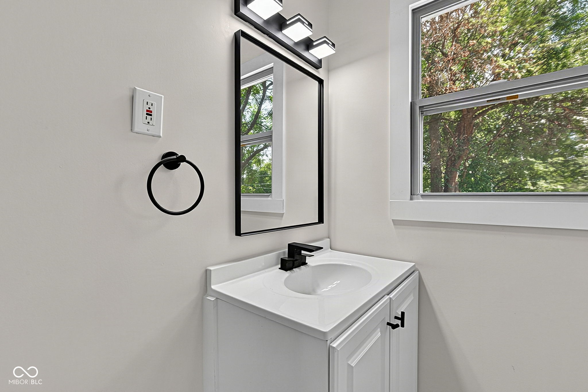 4125 Clarendon Road Indianapolis, IN 46208 - Photo 27 of 53 Gallery Image 27