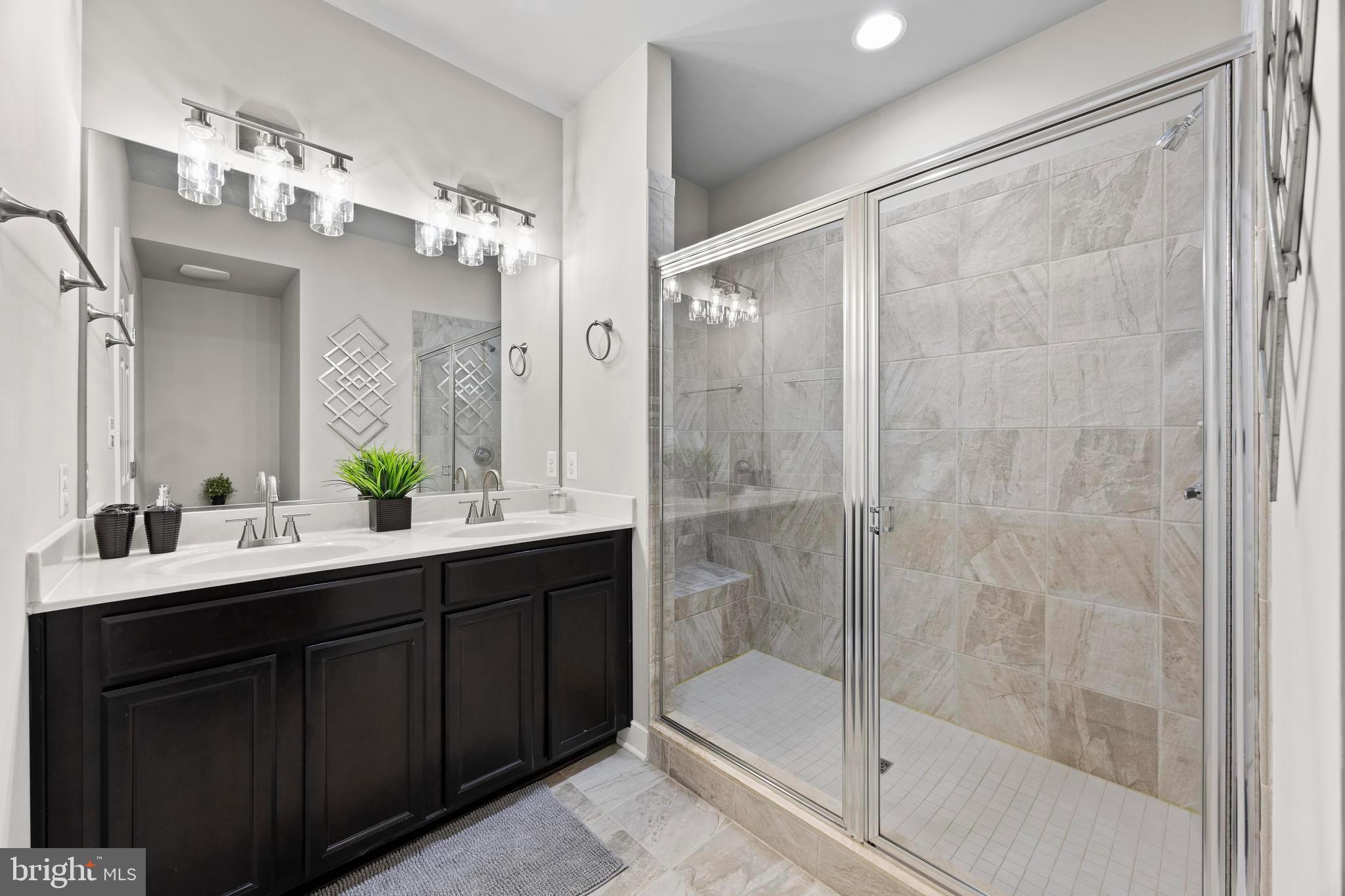 14247 Travilah Road Rockville, MD 20850 - Photo 47 of 100 Ensuite Bath