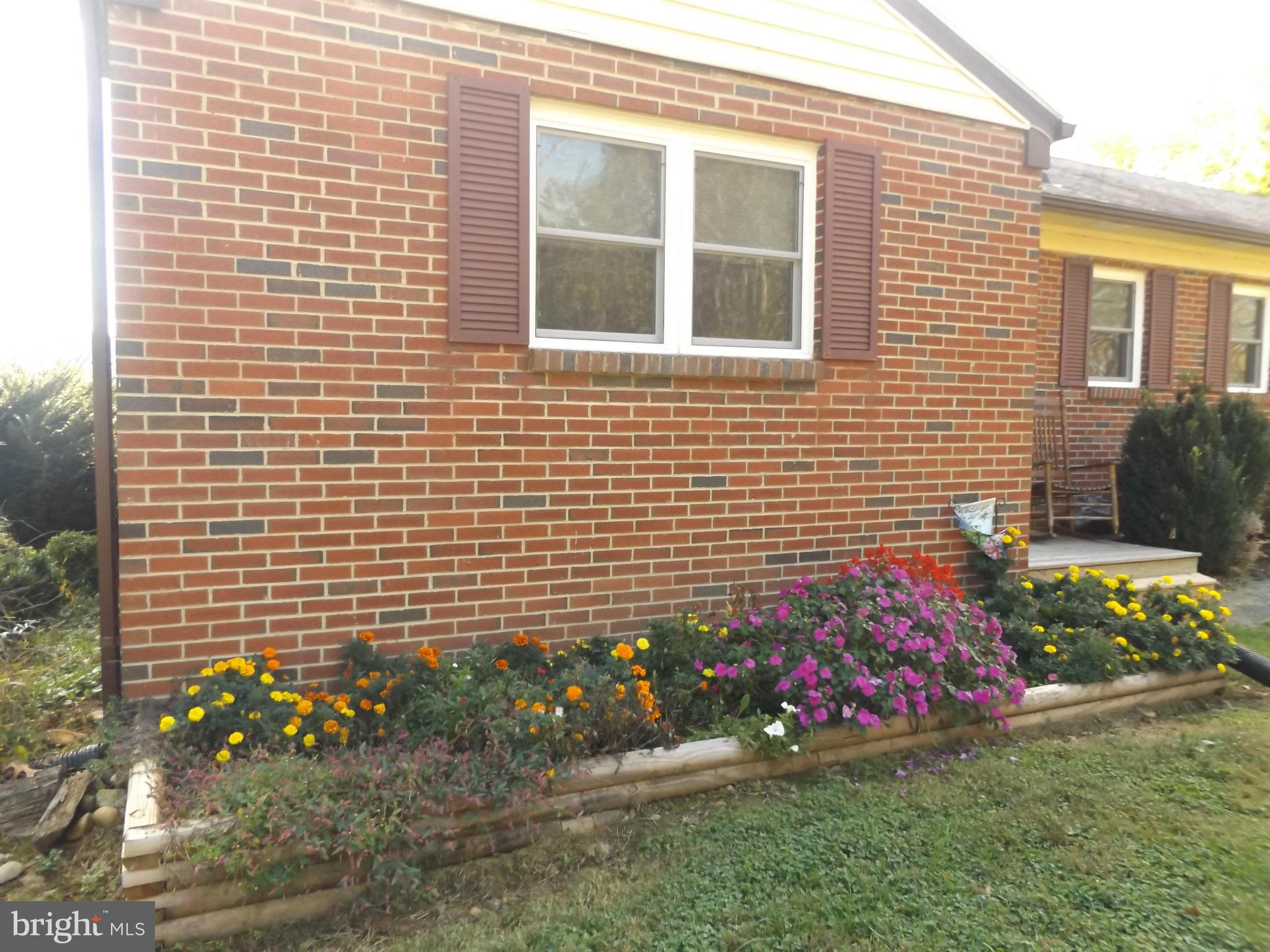 698 Tilthammer Mill Road Boyce, VA 22620 - Photo 2 of 30 Exterior (Front)