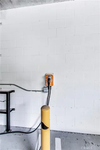 $3,950 | 11616 Burbank Boulevard, Unit PH1, North Hollywood, CA 91601