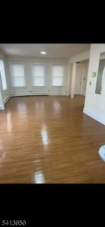 $3,100 | 10 New Street, Dover, NJ 07801