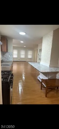 $3,100 | 10 New Street, Dover, NJ 07801