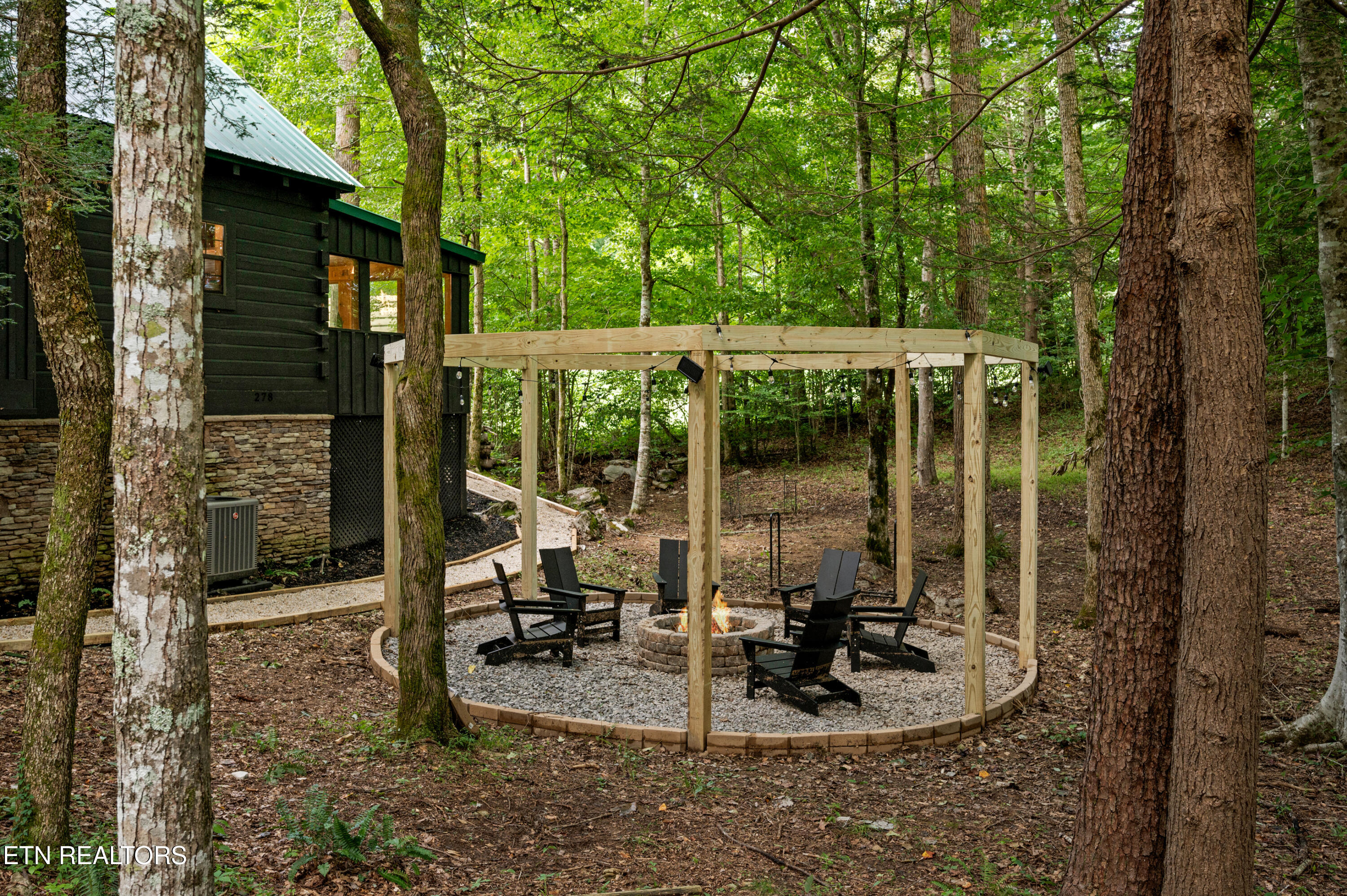 278 Laurel Road Townsend, TN 37882 - Photo 5 of 34 DSC_7454
