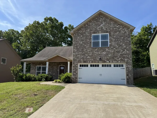 $2,395 | 851 Cherry Blossom Lane, Clarksville, TN 37040