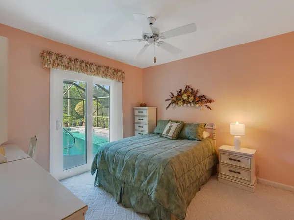 $425,000 | 3960 1st Lane, Vero Beach, FL 32968