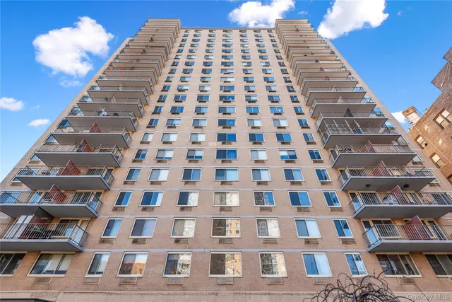 $285,000 | 118-18 Union Turnpike, Unit 11A | Kew Gardens