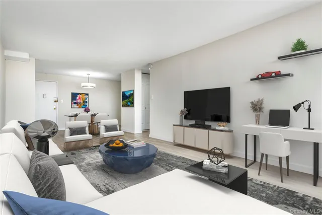 $285,000 | 118-18 Union Turnpike, Unit 11A | Kew Gardens