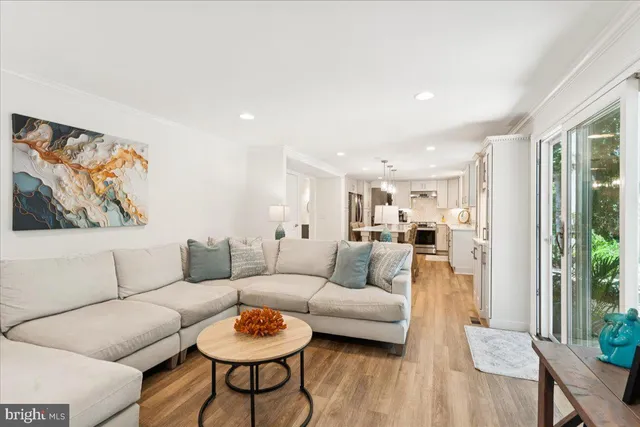 $925,000 | 1377 Rock Chapel Road, Herndon, VA 20170