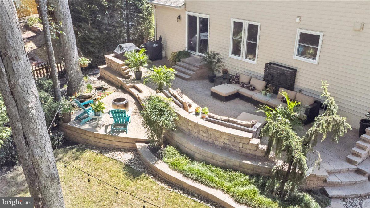 1377 Rock Chapel Road Herndon, VA 20170 - Photo 3 of 65 a vase of flowers sitting on a table
