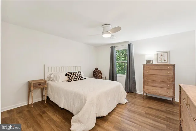 $925,000 | 1377 Rock Chapel Road, Herndon, VA 20170