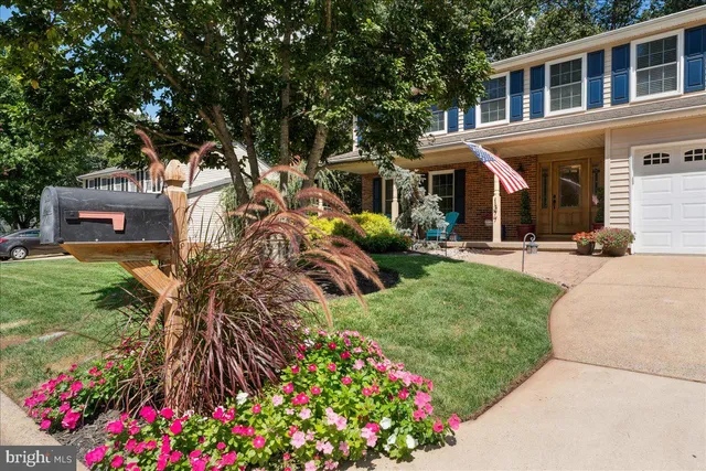 $925,000 | 1377 Rock Chapel Road, Herndon, VA 20170