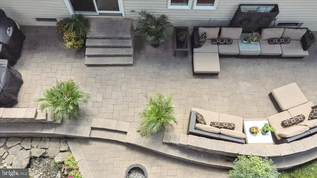 $925,000 | 1377 Rock Chapel Road, Herndon, VA 20170