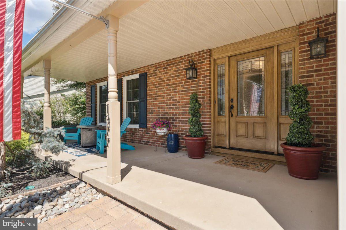 1377 Rock Chapel Road Herndon, VA 20170 - Photo 8 of 65