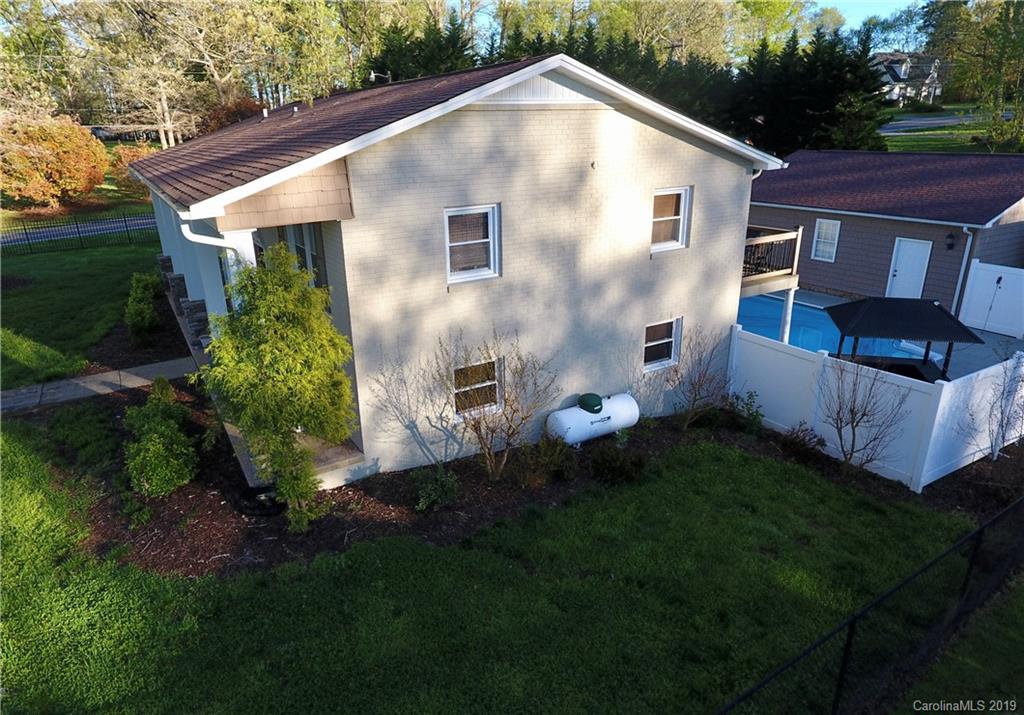 21 Leon Fox Road, Unit R20 Taylorsville, NC 28681 - Photo 2 of 35 Gallery Image 2