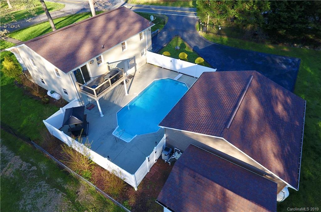 21 Leon Fox Road, Unit R20 Taylorsville, NC 28681 - Photo 3 of 35 Gallery Image 3